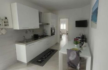 Intero Appartamento con Parcheggio Gratuito - Foto 23