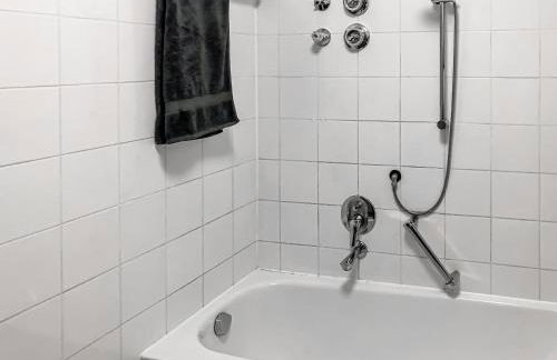 Studio near Altstadt /w Workspace, Feng-Shui & Art - Foto 15