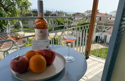 Des Roses Hotel - Photo 40