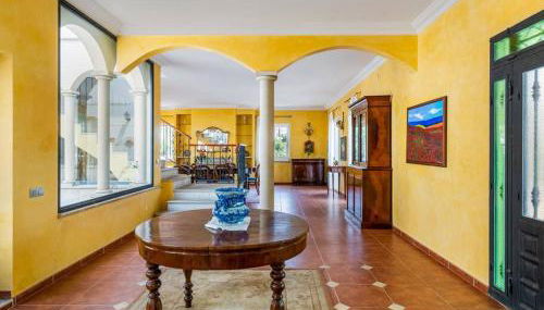 Architectural jewel between sea and mountains - Foto 4