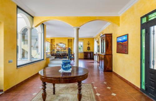 Architectural jewel between sea and mountains - Foto 4