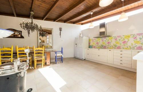 Casa con vistas increíbles, piscina Infinity y jardín con rincones preciosos - Foto 4