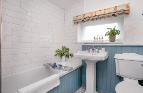 Jasmine Cottage - Ukc6179 - Photo 18