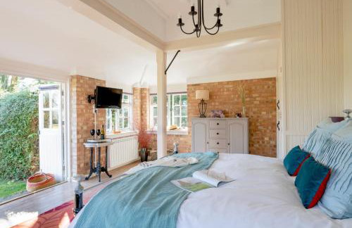 Old Mill Lodge by Huluki Sussex Stays - Foto 11