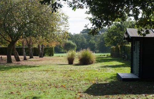 Marshlands House, Sleeps 16 - Country barn with hot tub - Foto 16