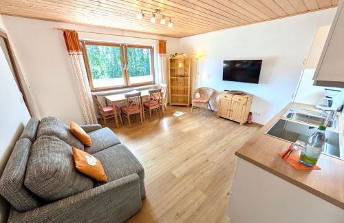 Gästehaus Philipp im Herzen des Fichtelgebirges - 5 Ferienwohnungen, großes Grundstück, Wald und Wiese, Wohnung mit privater Sauna, kostenfreie Parkplätze, WLAN - Foto 71
