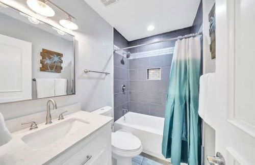 Family PCB Home 7Min Walk To Beach W Game Room For 12 - Foto 24