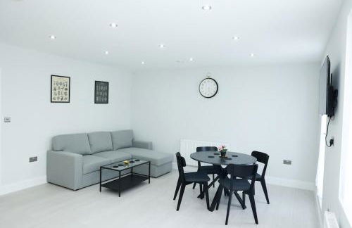 Brand New Luxury 1 Bedroom Apartment - Foto 35