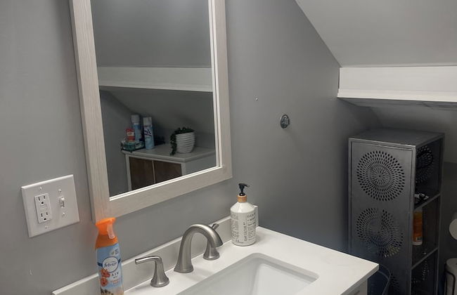 Newly Renovated 2 floor Getaway - Foto 39