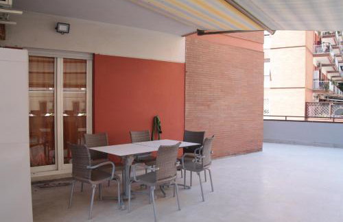 Mauri's Home - CasaMauri - Adiacente Metro C - Foto 10