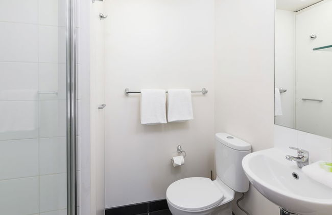 Quality Apartments North Melbourne - Photo 43