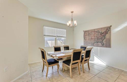 Family-Friendly Home with Playroom in San Tan Valley - Foto 8