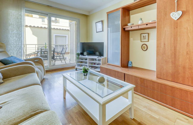 Apartment in Roses Near Playa de Roses Beach - Photo 15