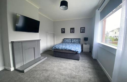 3BR Sleeps 6 Free Parking Near Glasgow City Centre - Foto 5