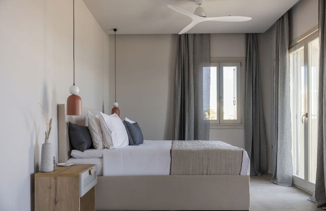 Poseidon of Paros - Photo 31