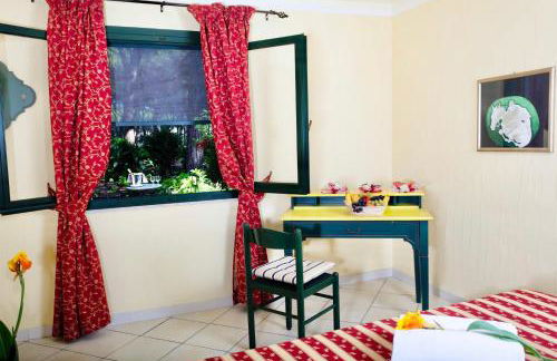 Residence with swimming-pool in Arborea just 300 meters from the beach - Foto 29