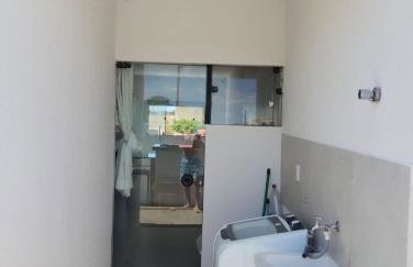 Linda casa em condomínio fechado - Foto 16