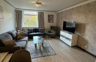 Stylish London Stay 2-Bedroom Duplex Sleeps 6 - Foto 9