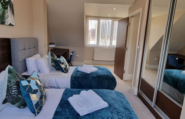 Town Center 4 Bedroom 4 bathroom House - Foto 11