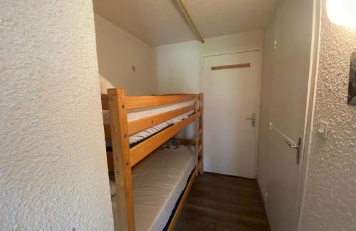 Appt chaleureux 2 - 4 personnes au pied des pistes - draps et linges de toilette non fournis - ménage non inclus - Foto 9