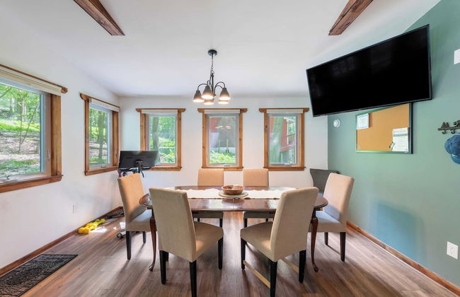 Arrowhead Lake Retreat by Avantstay Shared Pool, Game Room, Firepit - Foto 9