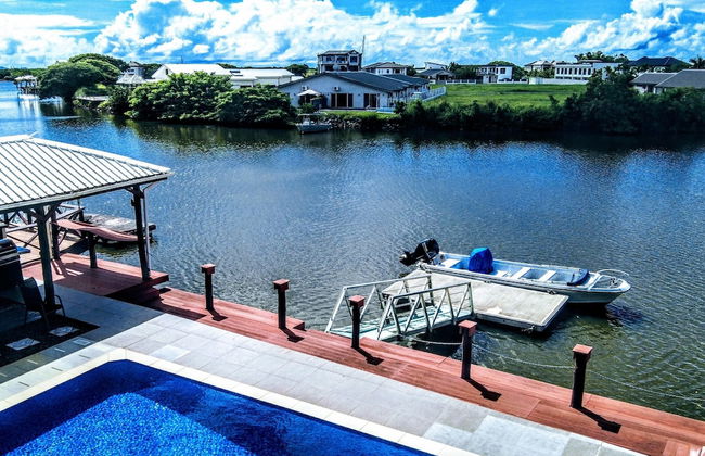 Waterfront Sunset Apt Fantasy Island - Photo 17