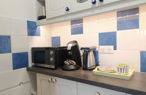 KO T2 avec grand balcon filant, Wifi, Clim à 4 min Remparts - Photo 15