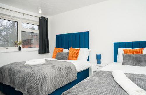 Stylish 3 bed house with free parking - Foto 38