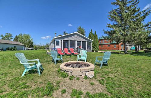 Houghton Lake Family Getaway with Fire Pit! - Foto 31