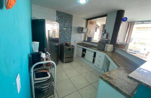 Casa com deck navegável e jacuzzi em Angra dos Reis RJ - Praia da Ribeira - Foto 12