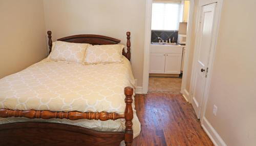 514 w 23rd st - Photo 4