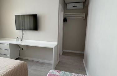 4 ILHAS, 2 SUITES, 2 GARAGENS - Photo 7