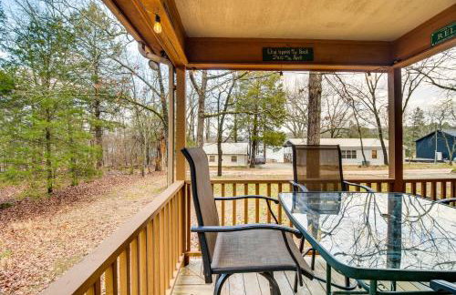 Norfork Lake Access Cabin with Deck and Water View! - Foto 21
