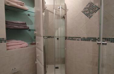 Dimora Fenni - Appartamento elegante nel cuore di Monte Isola con Wi-Fi e aria condizionata - Foto 19