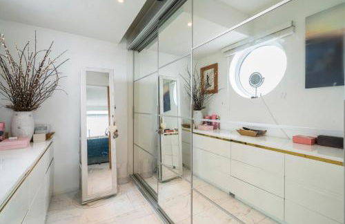 The Penthouse - Marine House - Photo 20