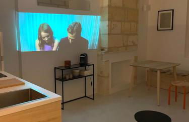 Studio ultra centre libourne - jacuzzi & vidéoprojecteur - Foto 2