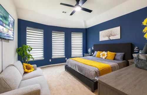 Entire Home 3BR Hidden Gem Getaway with Level 2 EV Charger, Central Location - Foto 28