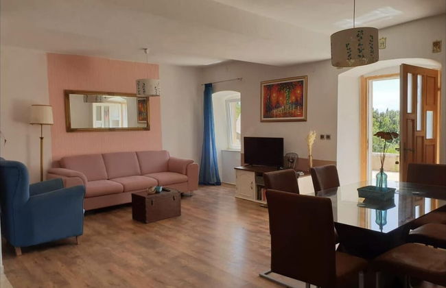 Authentic Villa With Terrace- Complete Privacy - Foto 12