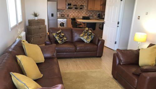 3-bed Apartment - Sleeps 6 - Parking, Wifi, Pets - Foto 1