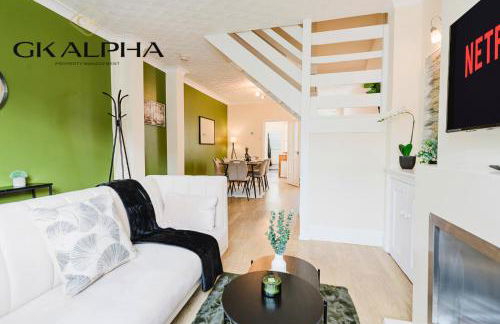 LONG STAY DEALS - 3 Bedroom Home Peterborough With Free Parking and Ultra Fast Wi-Fi Perfect for Work Stays and Vacations - Foto 29