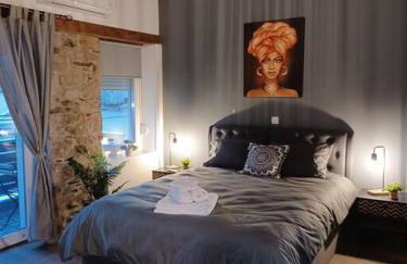 Luxury Apartment with balcony - Photo 1