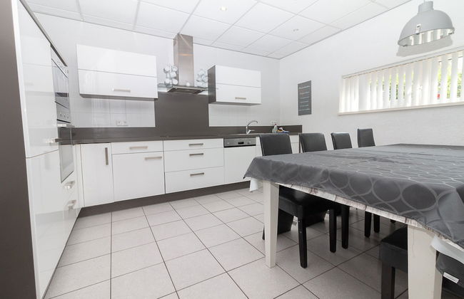 Luxury House in South Limburg Near Forest - Photo 26