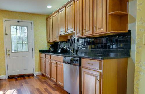 1 Mi to to MandT Bank Stadium Home with Rooftop Patio - Foto 7