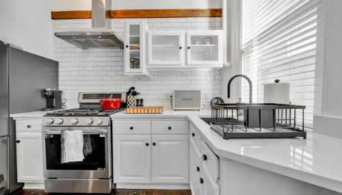 Charming Home Steps from Louisville Best Spots - Foto 3