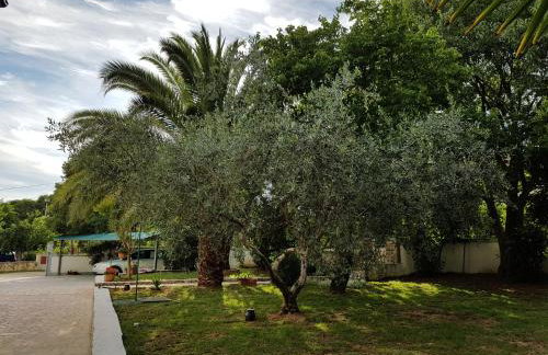 Villa Rosa with yard and children's playground - Foto 8