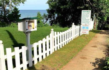 Beachglass Cottage - Family Friendly Kids and Pets - Photo 41