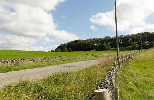 APPLECROFT - Escape to the Peak District National Park - Photo 13