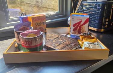 Brewers Bolt Cozy Unique Shepherds Hut - Hot Tub! - Photo 29