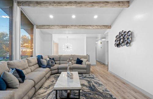 Ski Lover's Paradise- 7BR Villa Near Top Resorts home - Foto 16