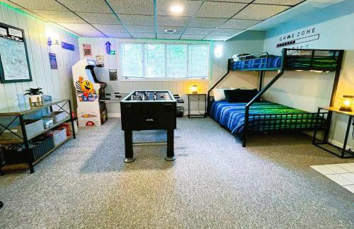 Private & Convenient-Hot tub-Fire Pit-Game room! - Photo 23